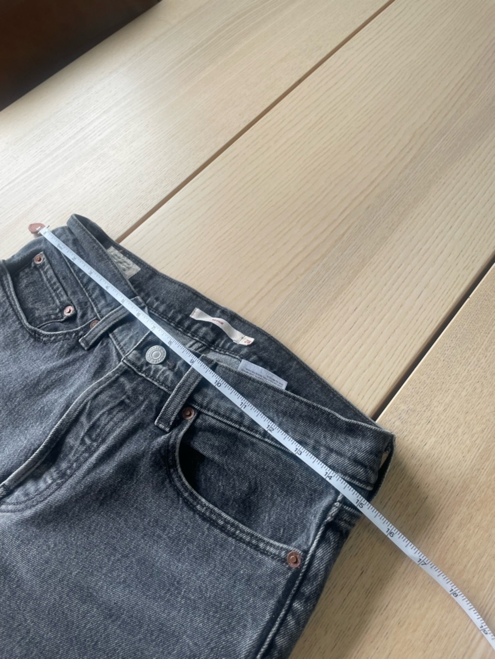 Levi’s Wedgie Black Wash Straight Jeans size 28 Levi ladies denim jeans - Picture 5 of 10